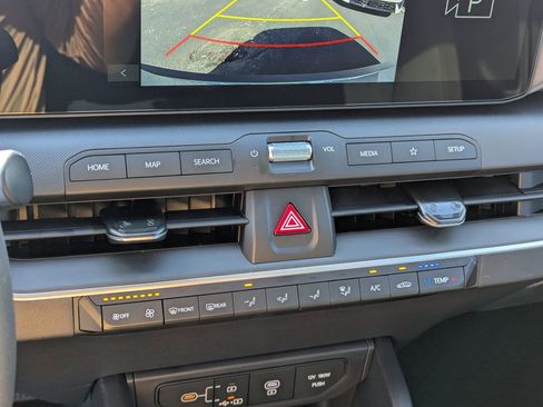 New 2026 Kia K4 LXS image 24