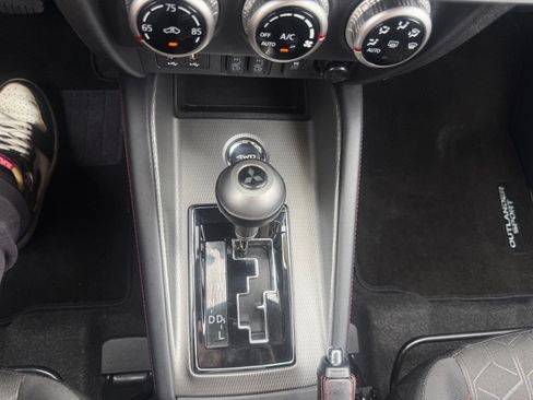 Used 2021 Mitsubishi Outlander Sport LE AWD/4WD image 25