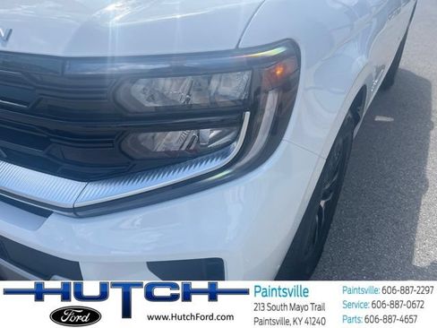 Used 2025 Ford Expedition Platinum AWD/4WD image 22