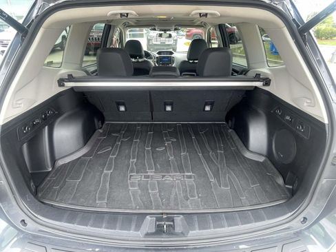Used 2022 Subaru Forester Limited AWD/4WD image 9