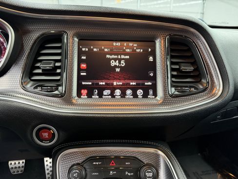 Used 2015 Dodge Challenger SRT Hellcat image 15