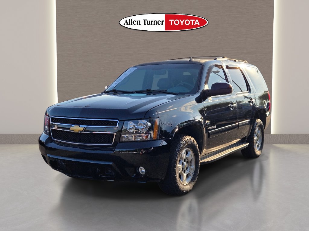 Used 2013 Chevrolet Tahoe LT w/ Luxury Package RWD image 3