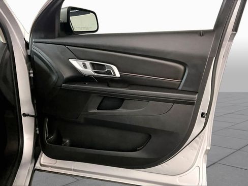 Used 2016 GMC Terrain SLE FWD image 21