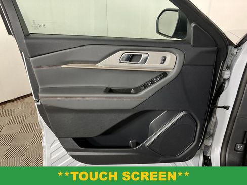 New 2026 Ford Explorer Active image 23