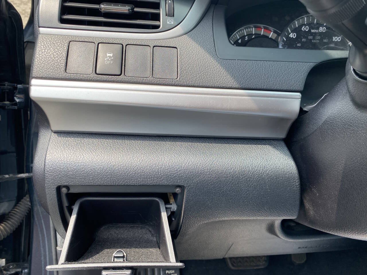 Used 2014 Toyota Camry SE FWD image 31