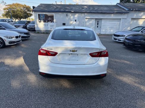 Used 2018 Chevrolet Malibu LT image 5