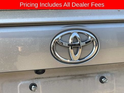 Used 2023 Toyota RAV4 XLE Premium FWD image 7
