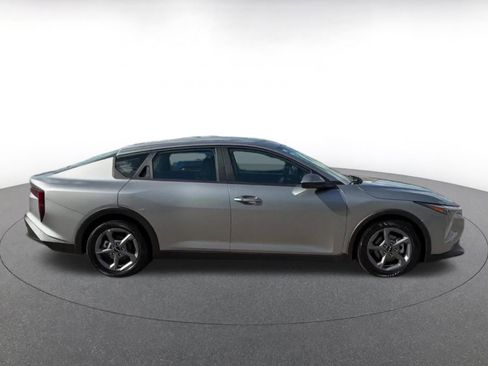 Used 2025 Kia K4 FWD image 16