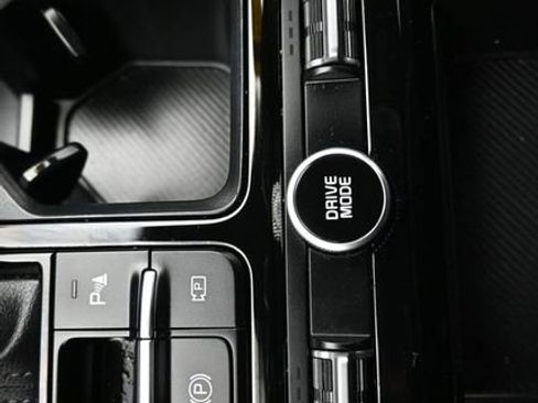 Used 2025 Kia K5 GT-Line w/ GT-Line Premium Package image 18