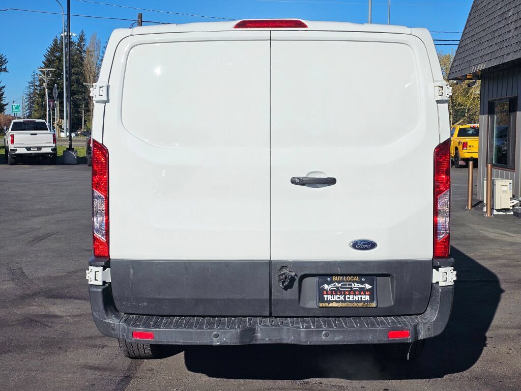 Used 2018 Ford Transit 250 130 Low Roof RWD image 4