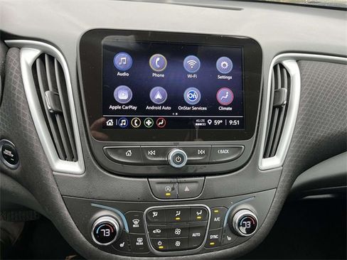 Used 2023 Chevrolet Malibu LT image 22