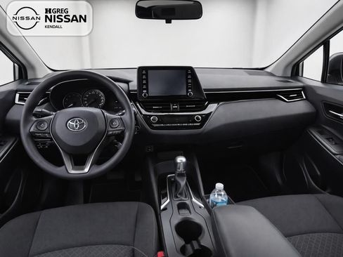 Used 2020 Toyota C-HR LE FWD image 7