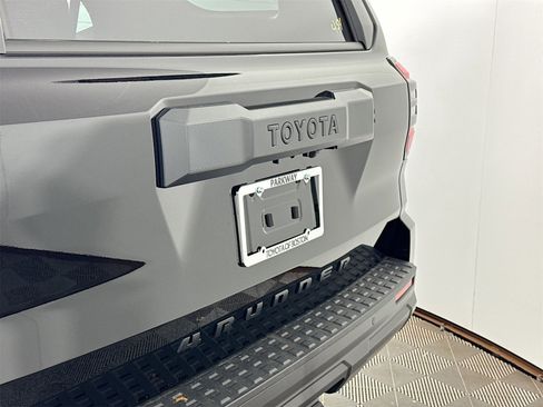 New 2025 Toyota 4Runner TRD Off-Road Premium image 18