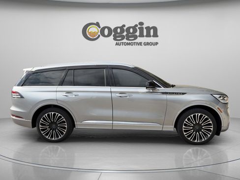 Used 2024 Lincoln Aviator Black Label w/ Dynamic Handling Package image 7