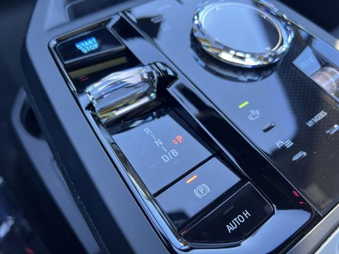 New 2026 BMW iX xDrive45 w/ M Sport Package image 23