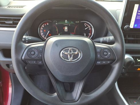 Used 2024 Toyota RAV4 LE image 29