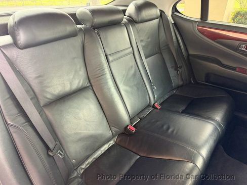 Used 2010 Lexus LS 460 RWD image 36
