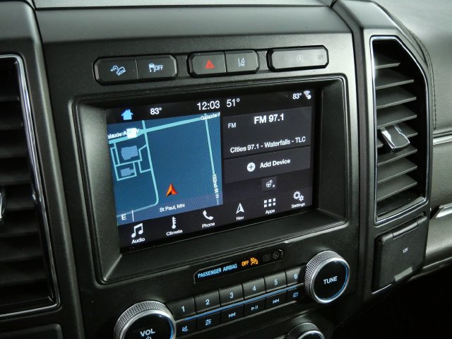 Used 2018 Ford Expedition Limited w/ Equipment Group 301A AWD/4WD image 24