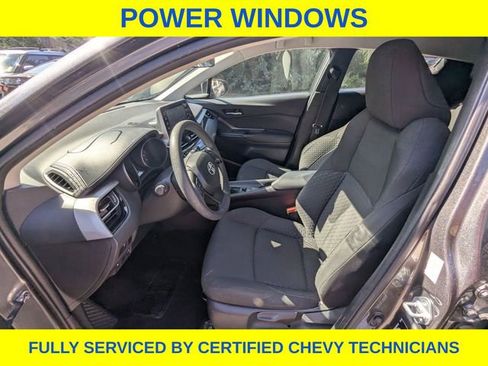 Used 2021 Toyota C-HR LE FWD image 12