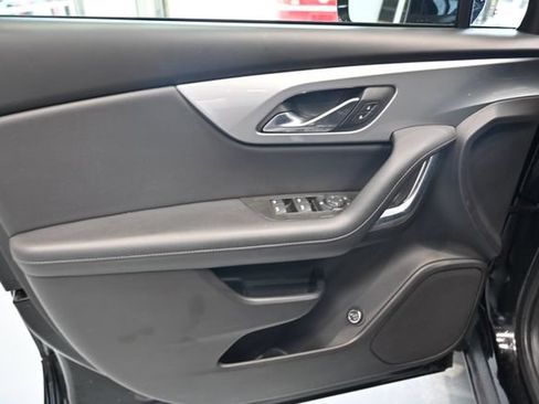 Used 2020 Chevrolet Blazer LT FWD image 25