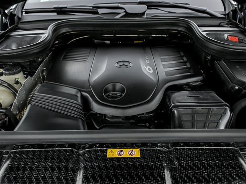 Used 2025 Mercedes-Benz GLE 450 4MATIC Coupe image 17