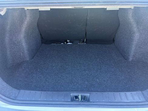 Used 2025 Nissan Versa SV FWD image 29