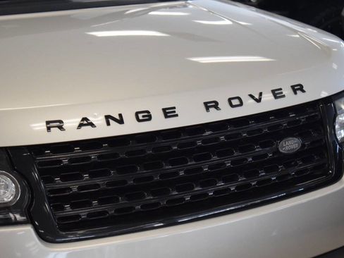 Used 2017 Land Rover Range Rover Supercharged image 11
