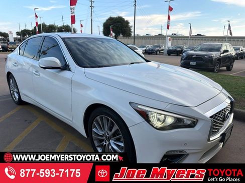 Used 2021 INFINITI Q50 Luxe RWD image 1