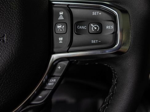 New 2026 RAM 1500 Laramie AWD/4WD image 35