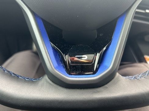 Used 2024 Volkswagen Golf R image 18