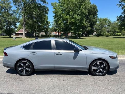 Used 2023 Honda Accord Sport image 30