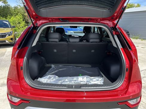 New 2026 Kia Niro EX FWD image 6