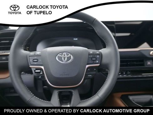 Used 2025 Toyota Crown Signia w/ Advanced Technology Package image 34