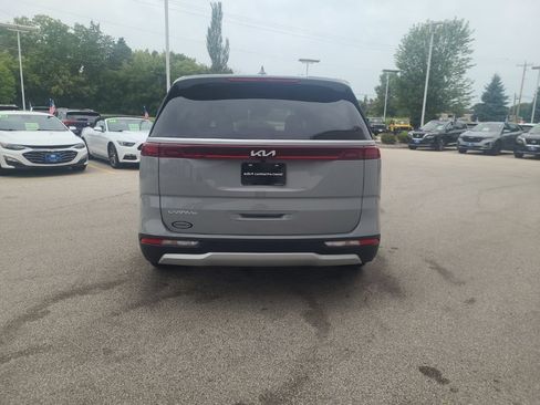 Certified 2024 Kia Carnival EX FWD image 6