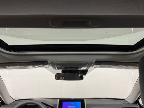 New 2025 Toyota RAV4 XLE image 13