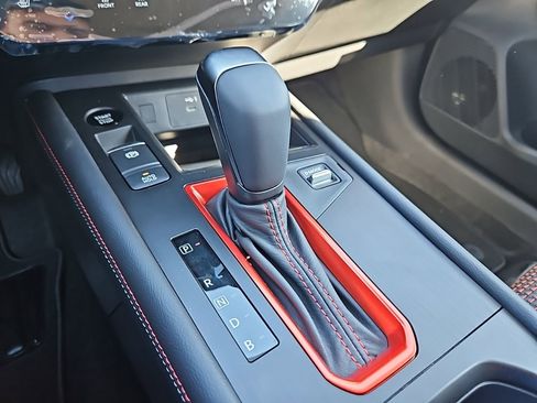 New 2026 Nissan Kicks SR w/ Cold Weather Package image 17