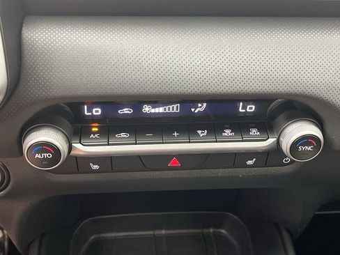 Certified 2025 MAZDA CX-50 AWD 2.5 S w/ Preferred Package image 18
