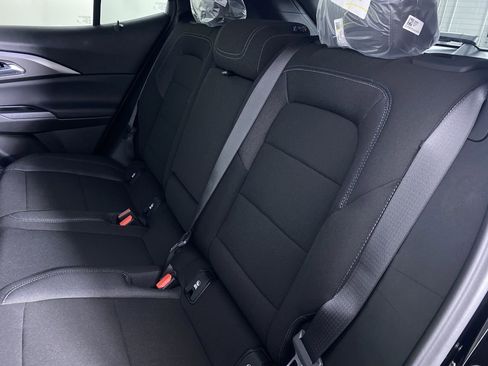 New 2026 Chevrolet Equinox EV LT image 12