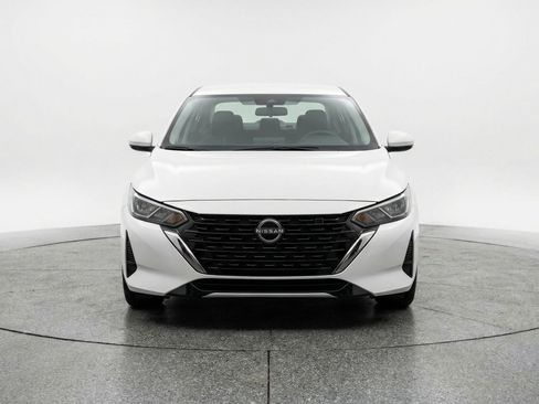 Used 2025 Nissan Sentra S image 2