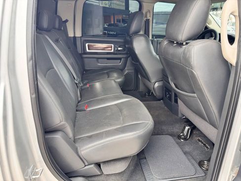 Used 2010 Dodge Ram 1500 Truck Laramie image 10