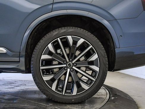 New 2026 Volvo XC90 B6 Ultra w/ Protection Package AWD/4WD image 11