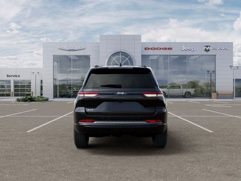 New 2026 Jeep Grand Cherokee Limited AWD/4WD image 7