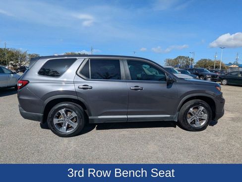 Used 2025 Honda Pilot EX-L image 3