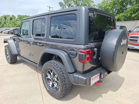 Used 2021 Jeep Wrangler Unlimited Rubicon AWD/4WD image 4