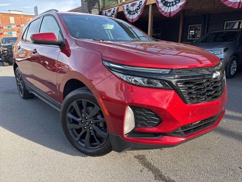 Used 2024 Chevrolet Equinox RS w/ LPO, Floor Liner Package image 3