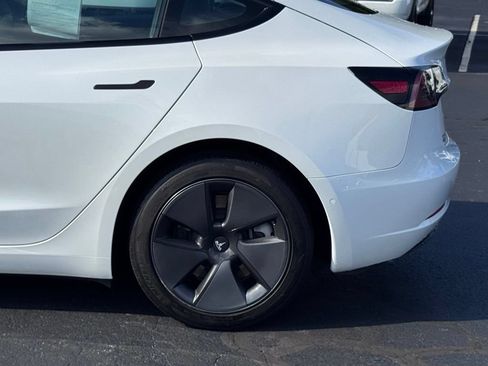 Used 2021 Tesla Model 3 Standard Range Plus RWD image 34