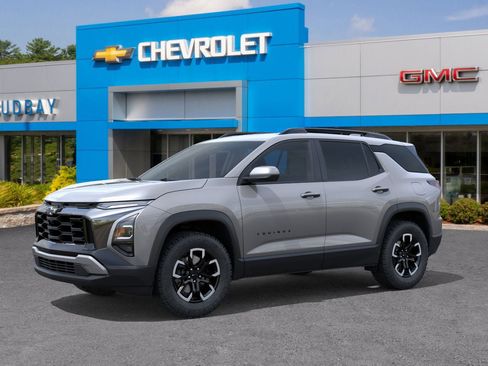 New 2026 Chevrolet Equinox ACTIV image 2