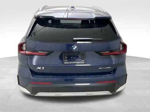 New 2026 BMW X1 xDrive28i w/ Technology Package AWD/4WD image 8