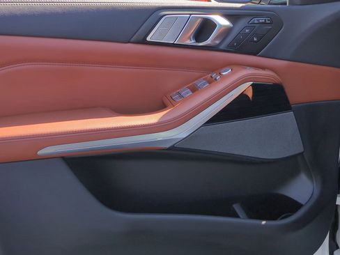 Certified 2022 BMW X7 M50i image 14