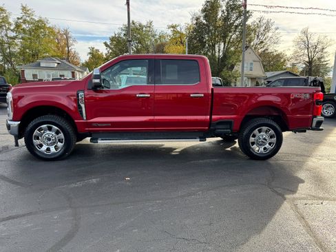 Used 2024 Ford F350 Lariat w/ Chrome Package image 4